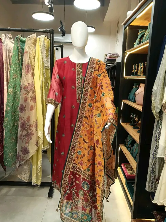 Maroon Printed and Embroidered Straight Suit (R0118)