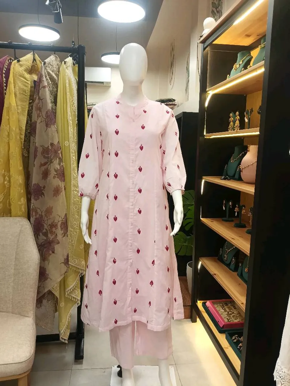 Pink Cotton Embroidered Kurta Set (R333)