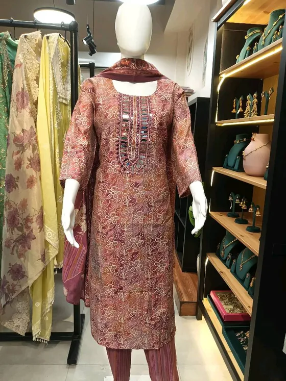 Maroon Printed Mirror Work Straight Suit (R0076)