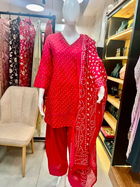 Red Printed Kurta Set (R356)