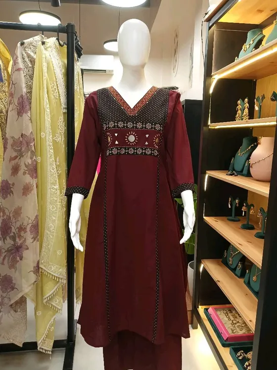 Maroon Embroidered Mirror Work Straight Suit (R335)